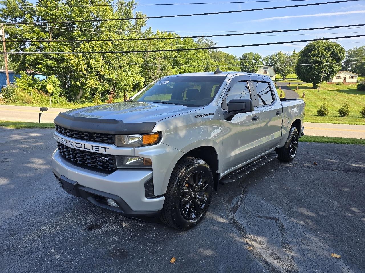 Chevrolet Silverado 1500 4WD Crew Cab 143.5" Custom 2021