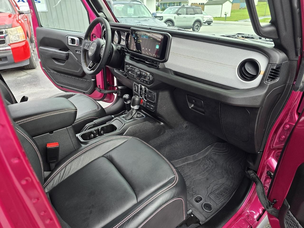 Jeep Wrangler Willys Unlimited 4x4 2024