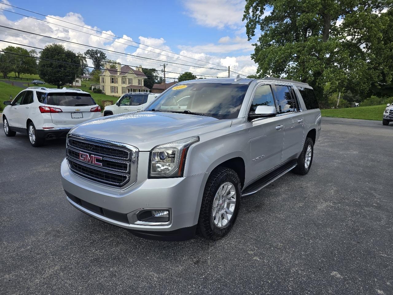 GMC Yukon XL SLT 4WD 2017