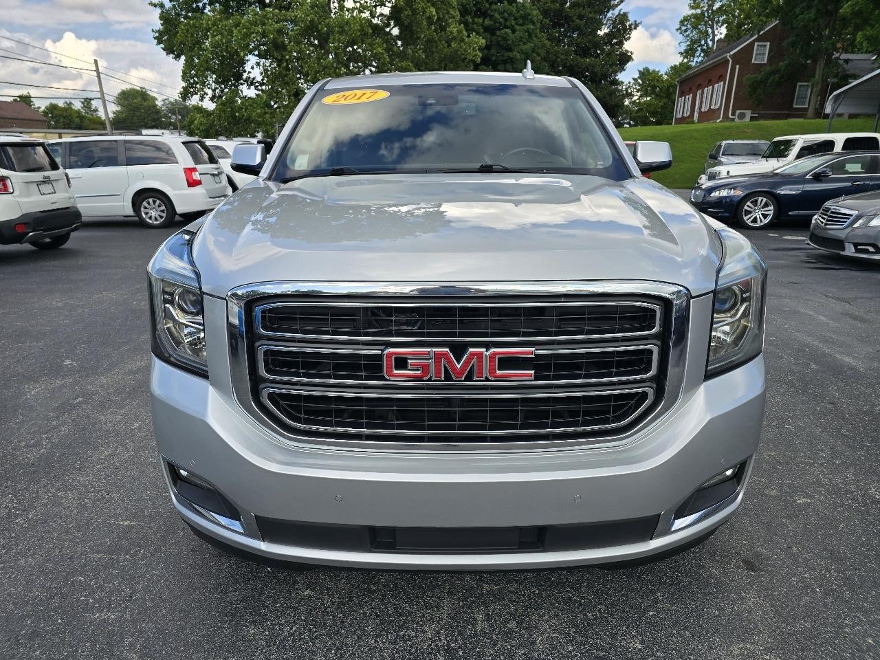 GMC Yukon XL SLT 4WD 2017