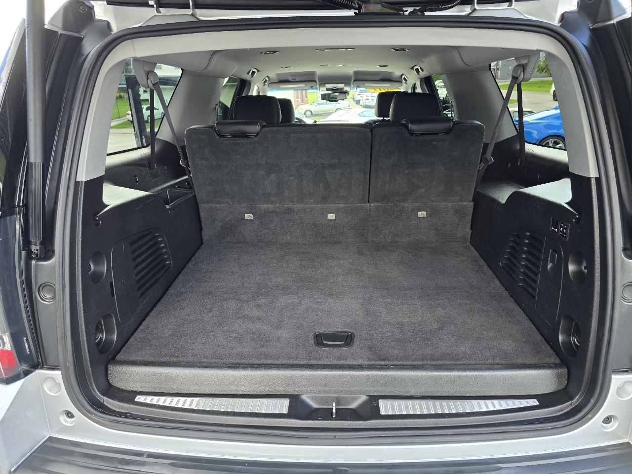 GMC Yukon XL SLT 4WD 2017