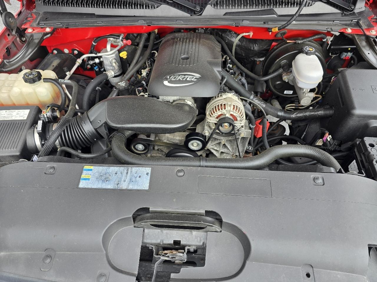 Chevrolet Silverado 1500 4WD Reg Cab 119.0" LT 2006