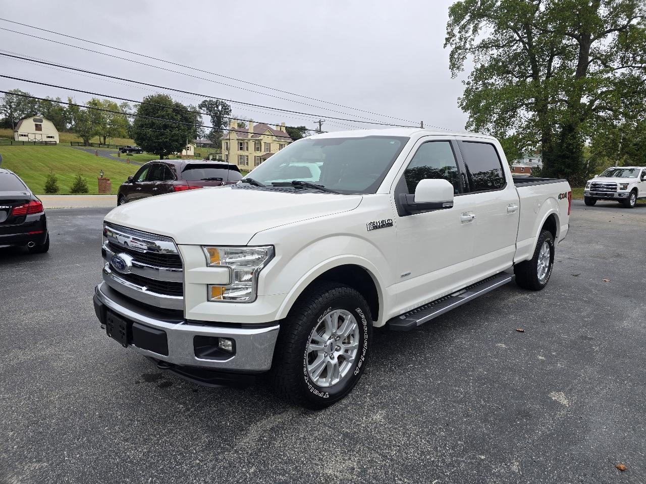 2015 Ford F-150 4WD SuperCab 163" Lariat