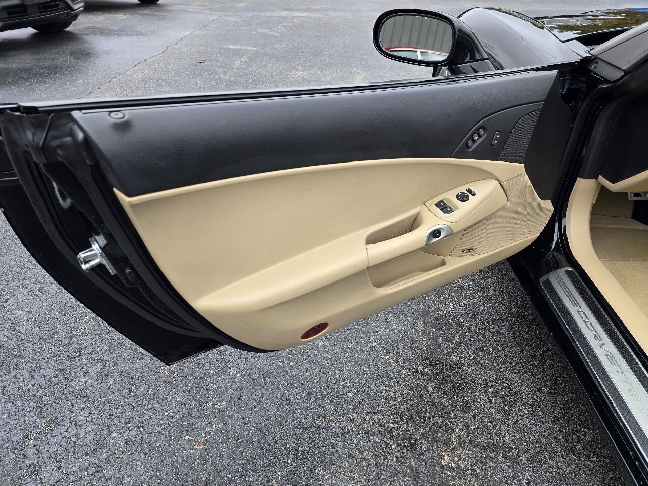 Chevrolet Corvette Premium Convertible 3LT 2011