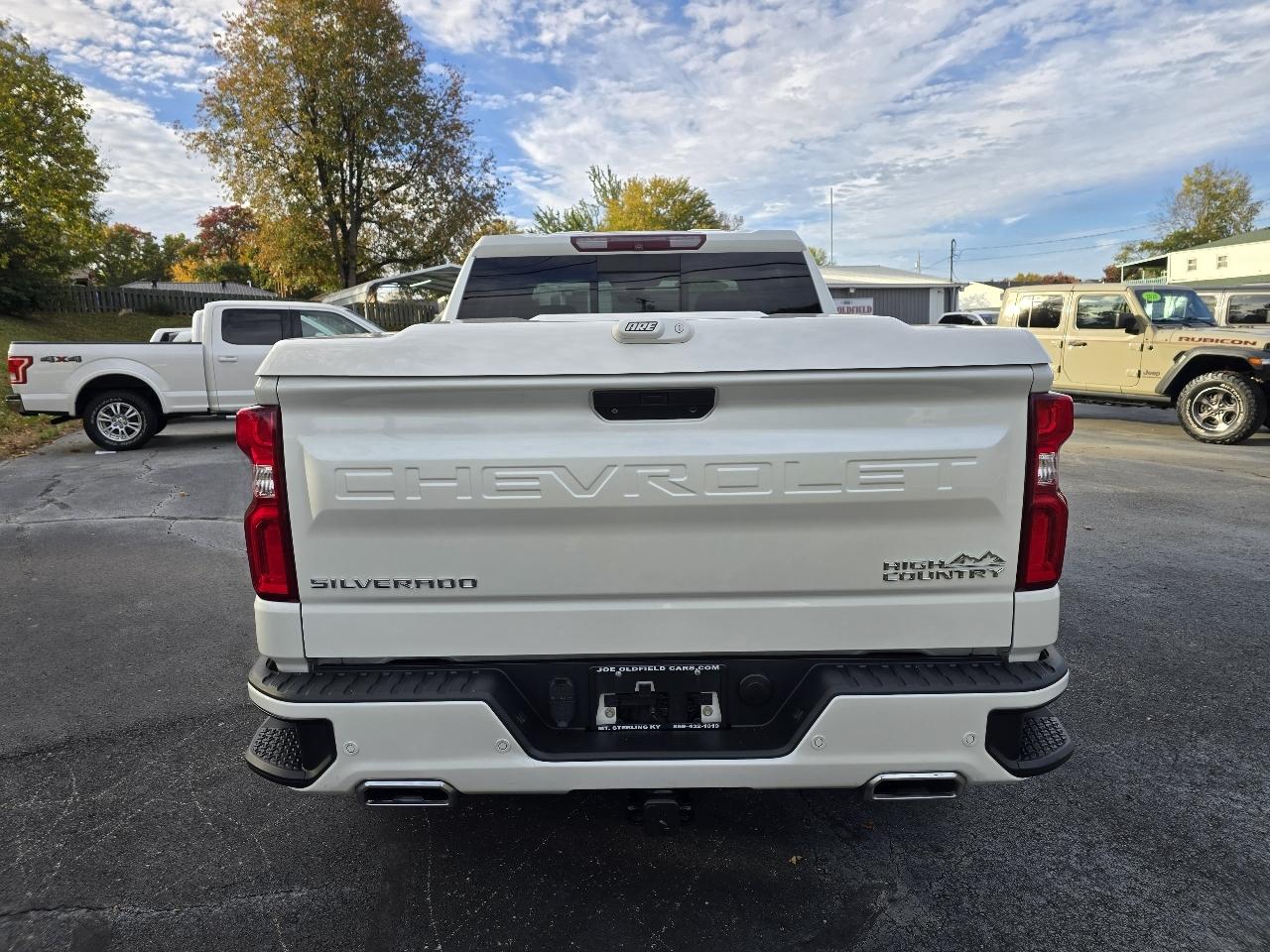Chevrolet Silverado 1500 4WD Crew Cab 143.5" High Country 2019
