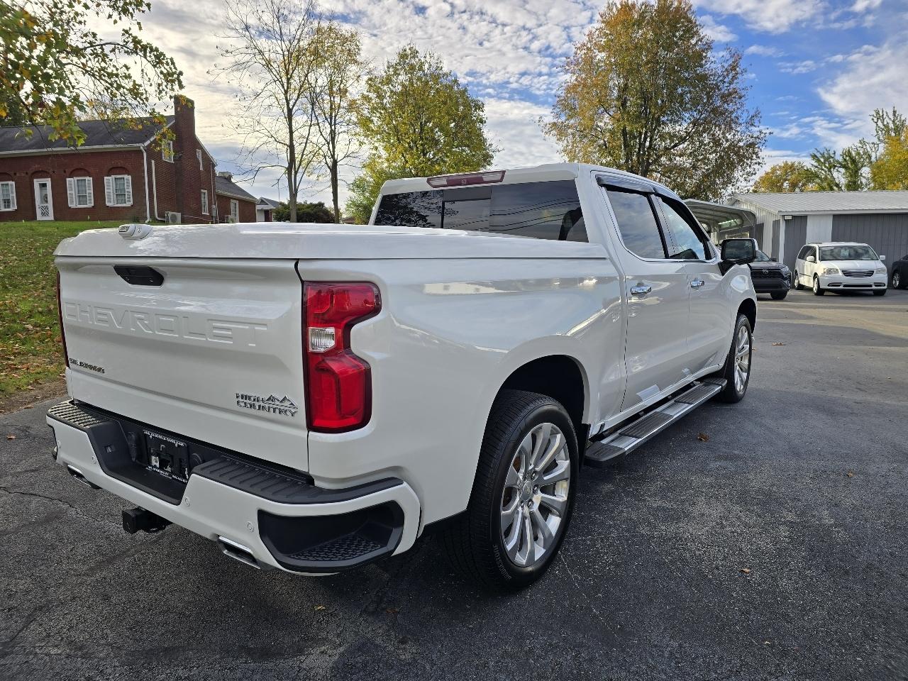 Chevrolet Silverado 1500 4WD Crew Cab 143.5" High Country 2019