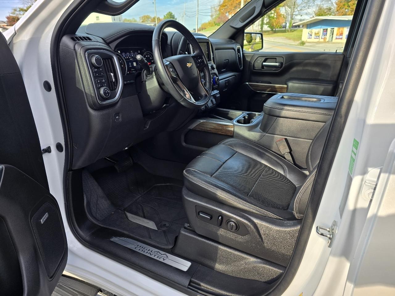 Chevrolet Silverado 1500 4WD Crew Cab 143.5" High Country 2019