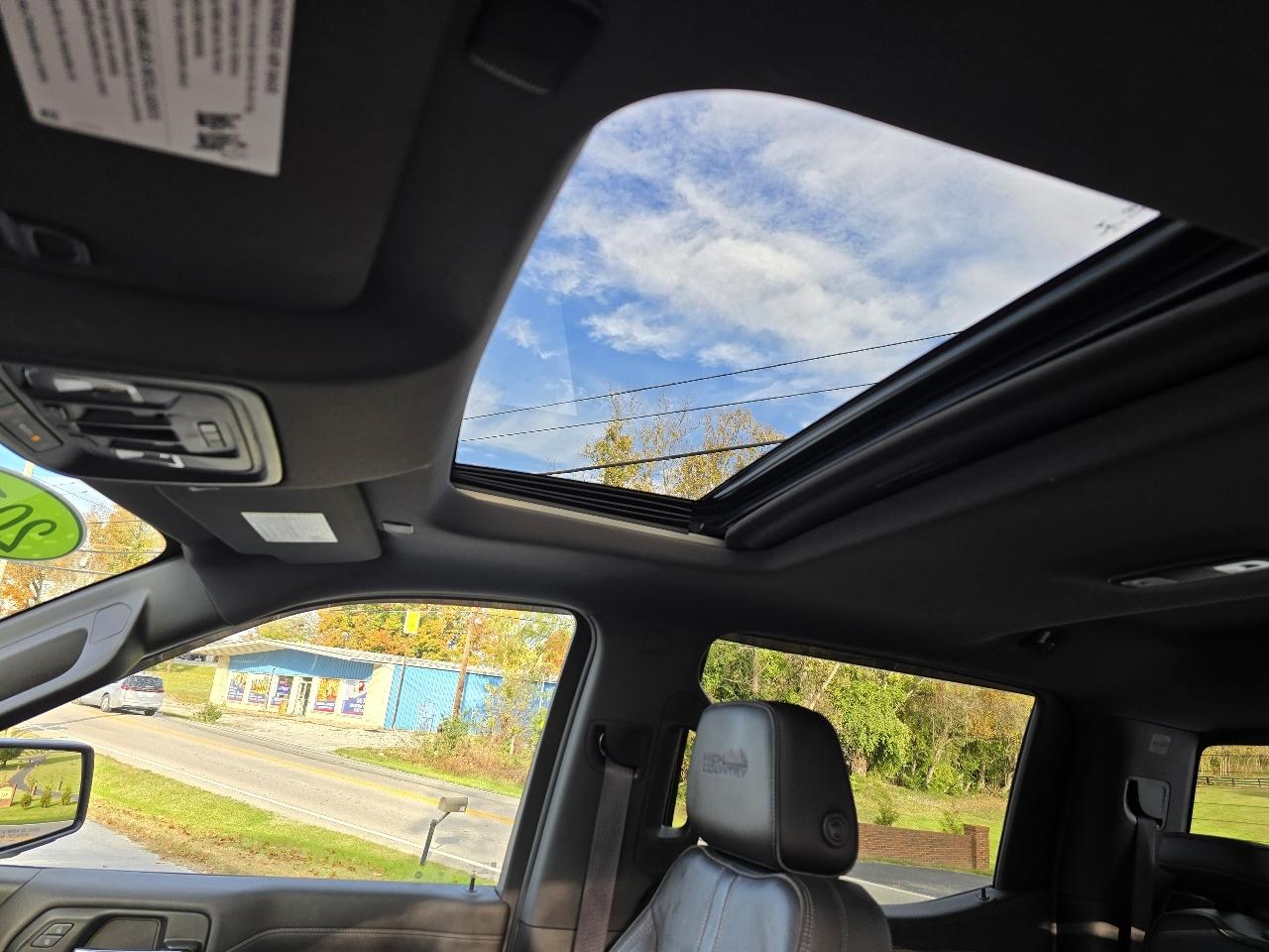 Chevrolet Silverado 1500 4WD Crew Cab 143.5" High Country 2019