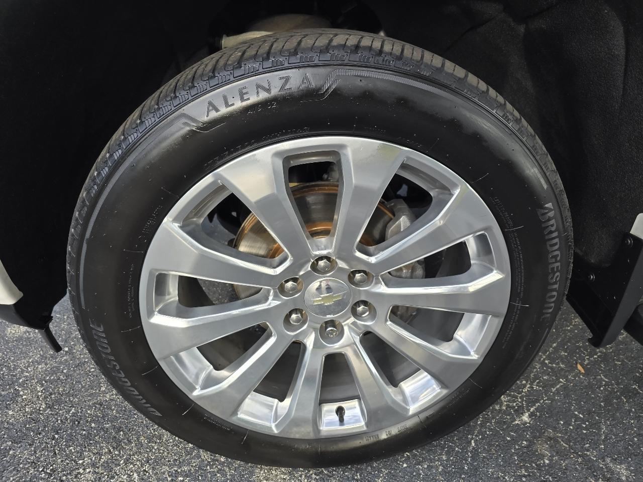 Chevrolet Silverado 1500 4WD Crew Cab 143.5" High Country 2019