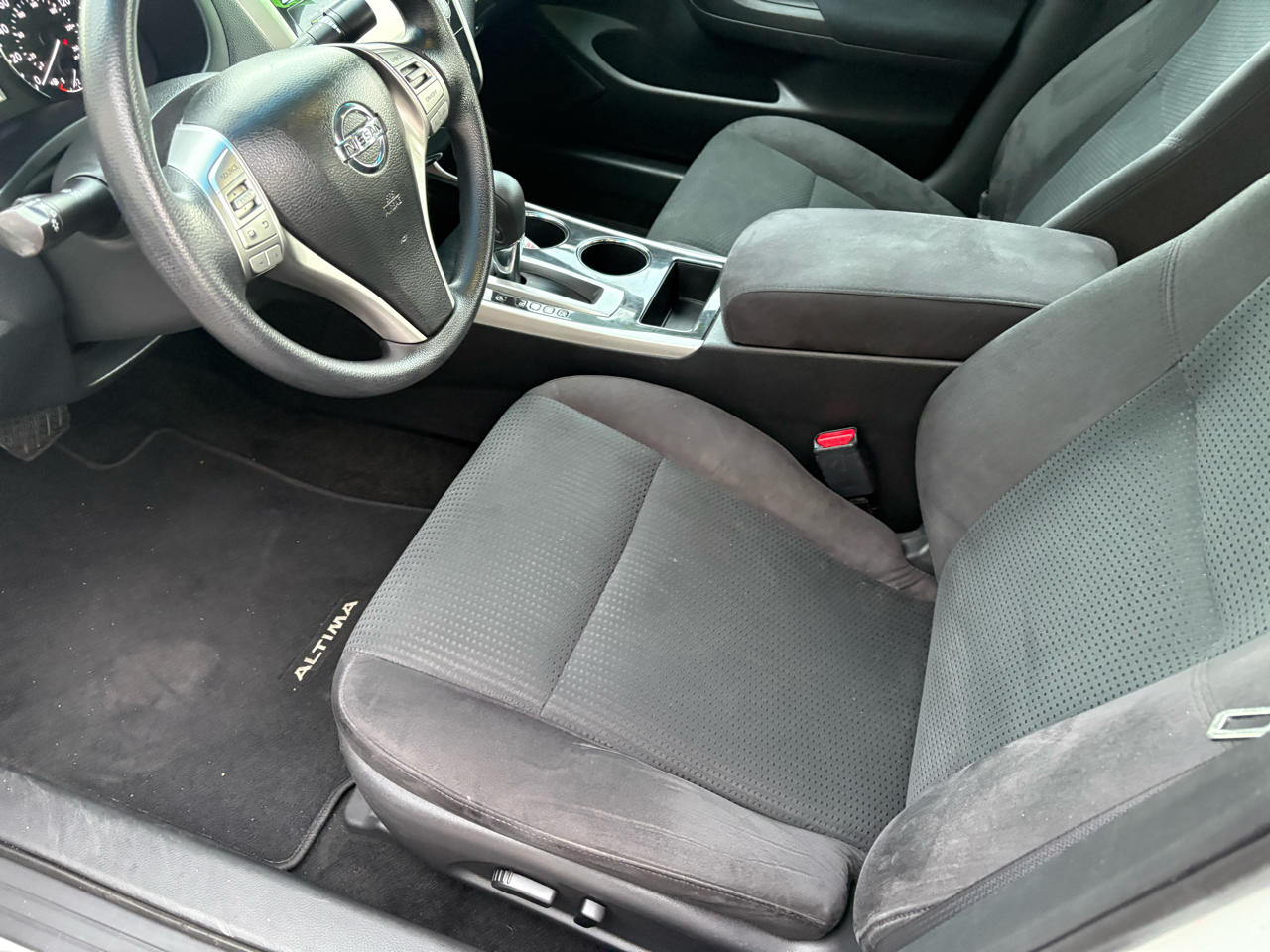 Nissan Altima 2.5 SL 2014