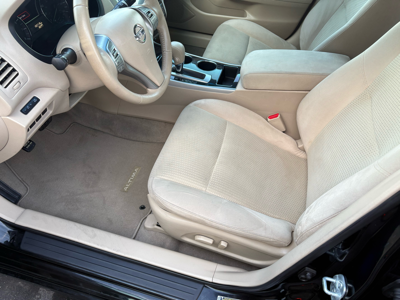 Nissan Altima 2.5 SL 2014