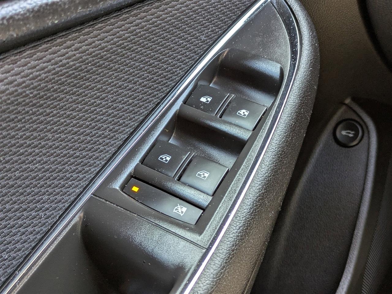 Chevrolet Cruze LS Auto 2018