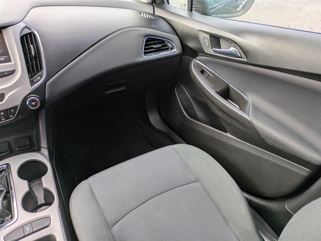 Chevrolet Cruze LS Auto 2018