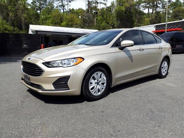 Ford Fusion S 2019