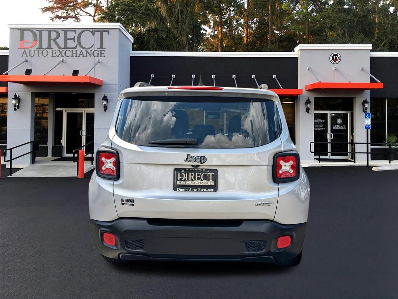 2017 Jeep Renegade Latitude North Edition photo 5