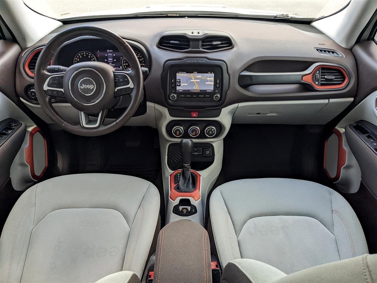 2017 Jeep Renegade Latitude North Edition photo 14