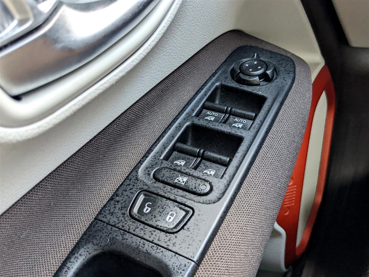 2017 Jeep Renegade Latitude North Edition photo 22