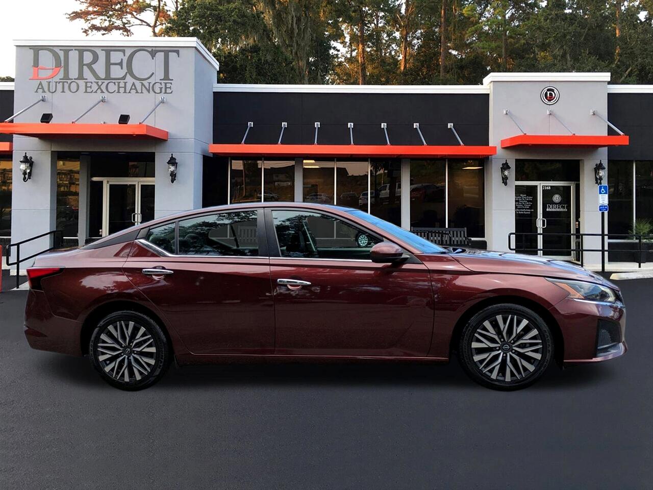 2023 Nissan Altima 2.5 SV photo 3