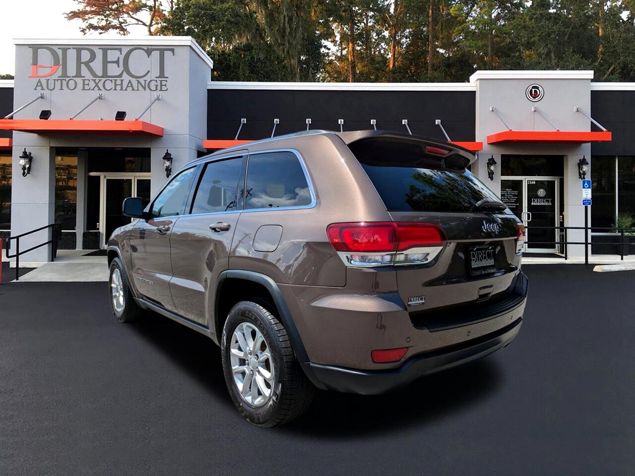 2021 Jeep Grand Cherokee Laredo E photo 6