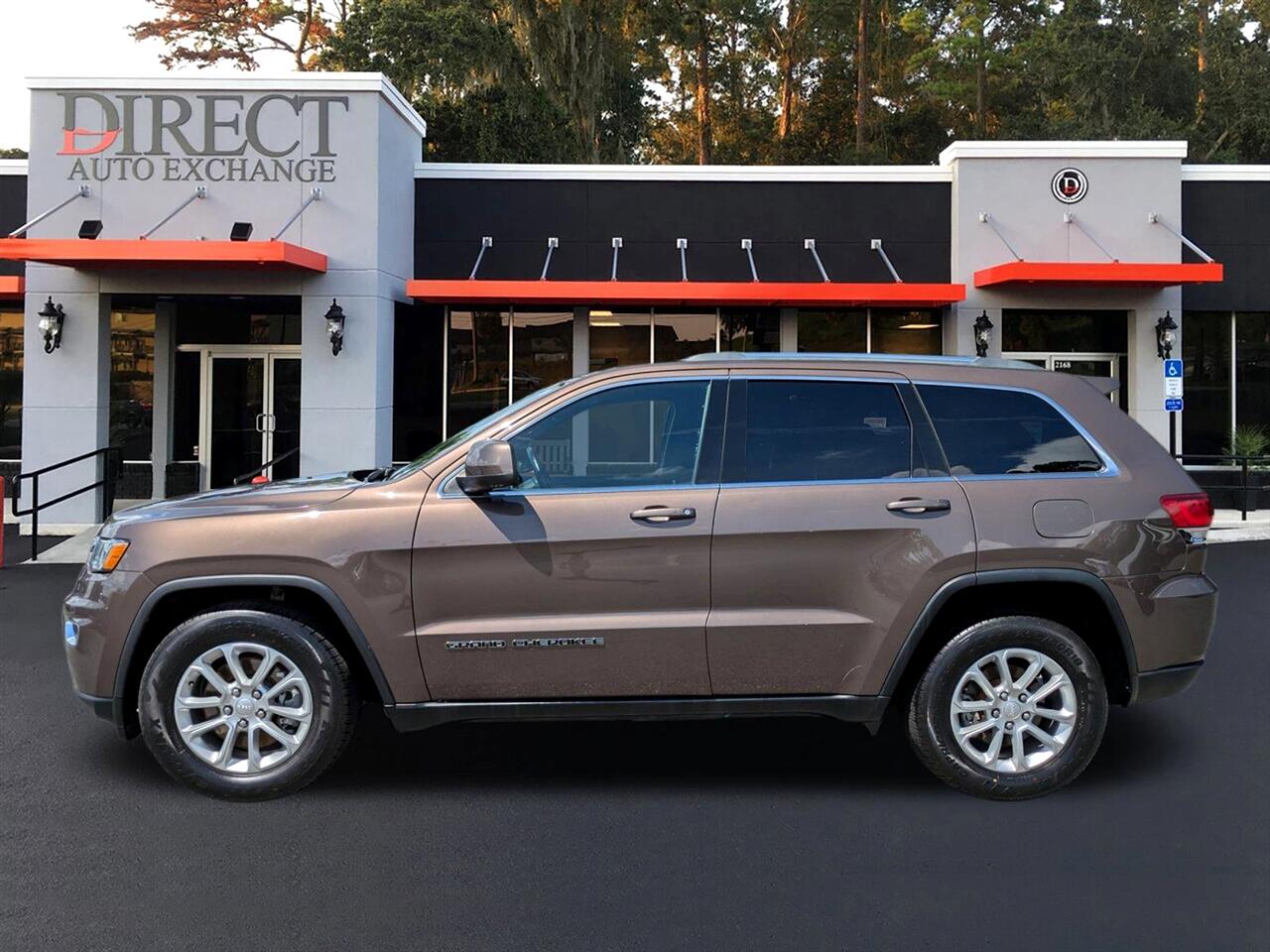 2021 Jeep Grand Cherokee Laredo E photo 7