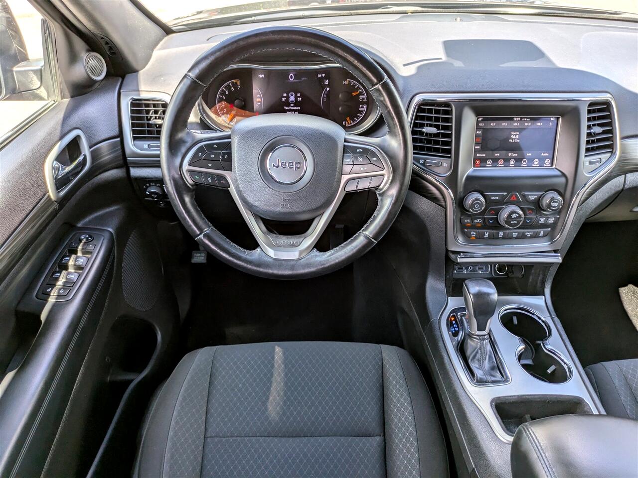 2021 Jeep Grand Cherokee Laredo E photo 15