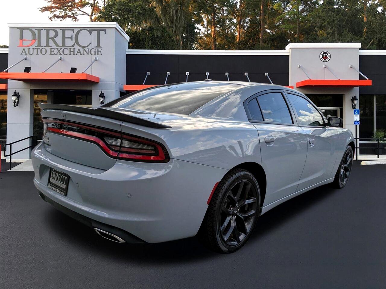 2022 Dodge Charger SXT photo 4