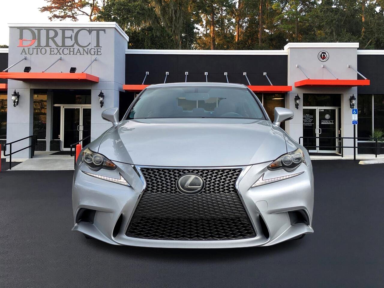 2016 Lexus IS 200t photo 8