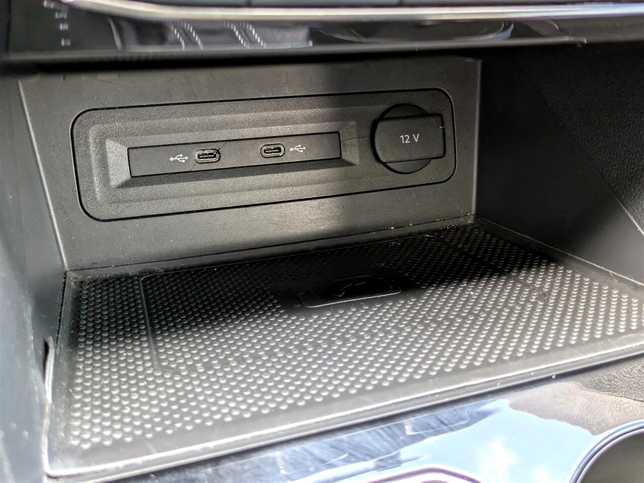 2021 Volkswagen Atlas V6 SEL Premium R-Line photo 22