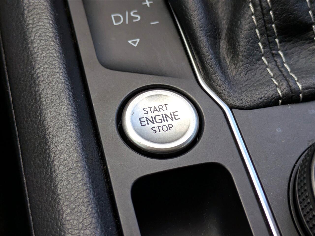 2021 Volkswagen Atlas V6 SEL Premium R-Line photo 28