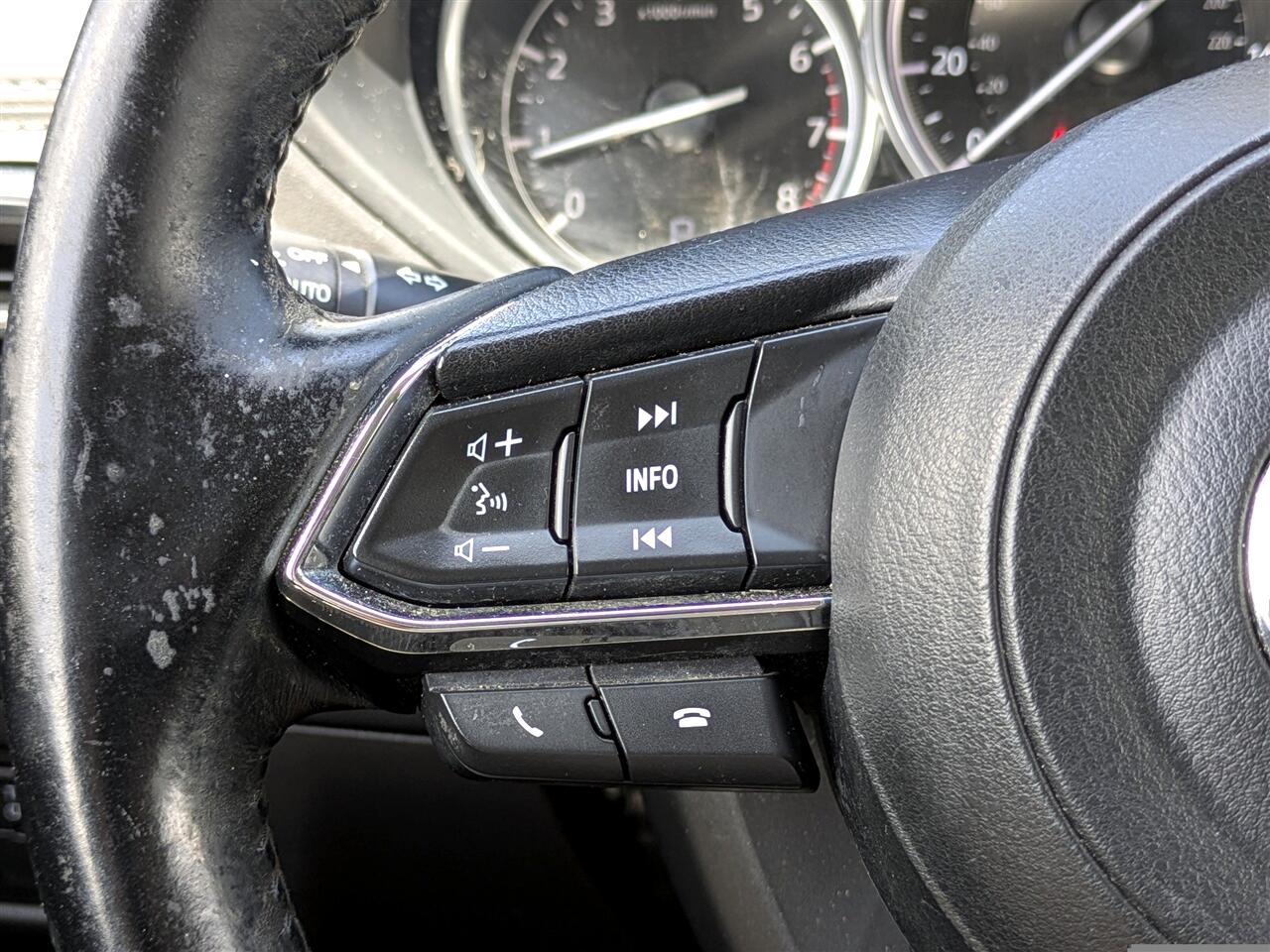2019 Mazda CX-5 Touring photo 25