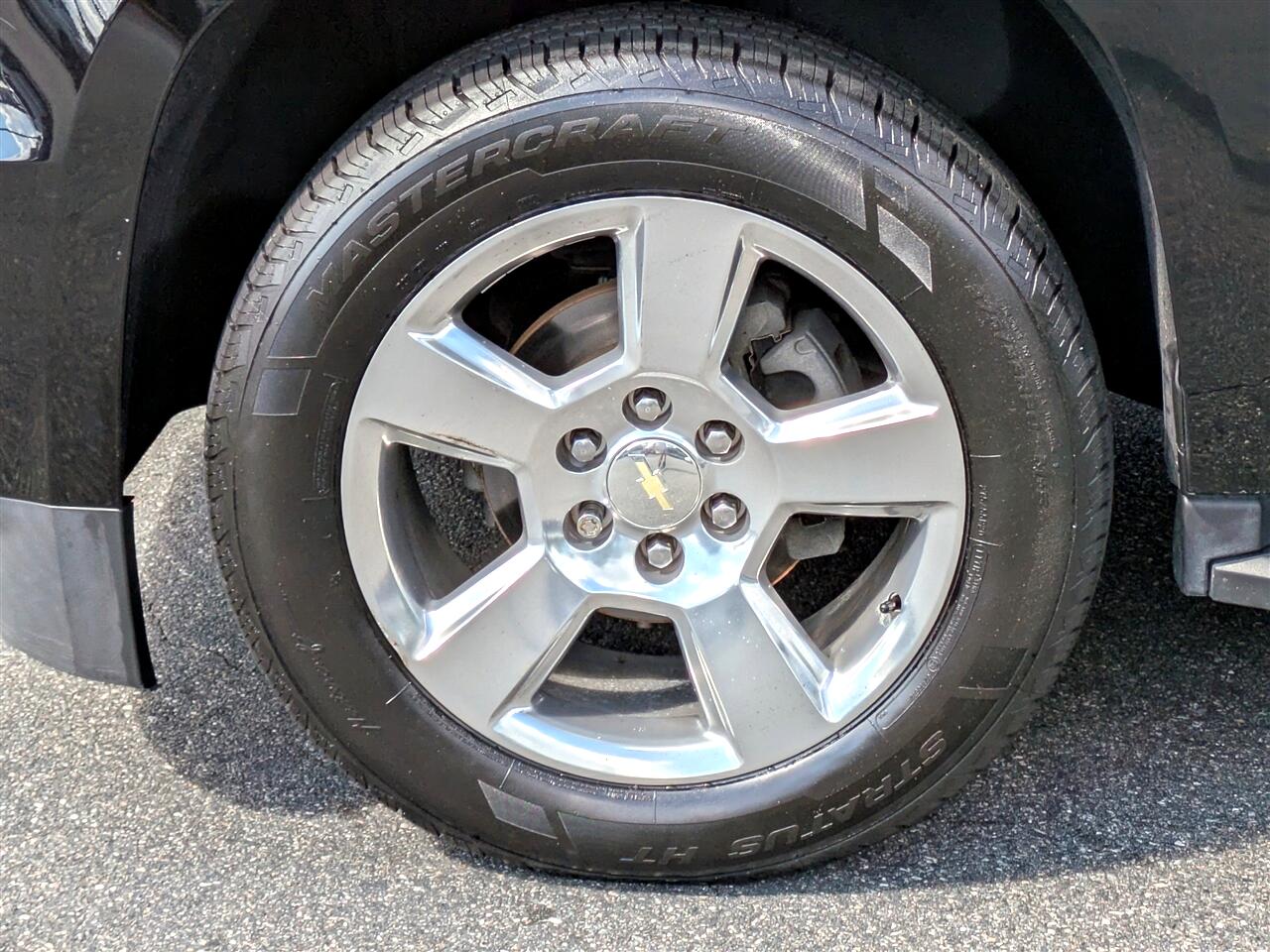 2018 Chevrolet Tahoe LT photo 9