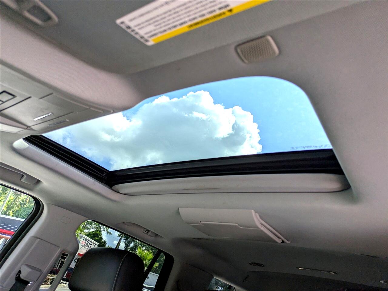 2018 Chevrolet Tahoe LT photo 21