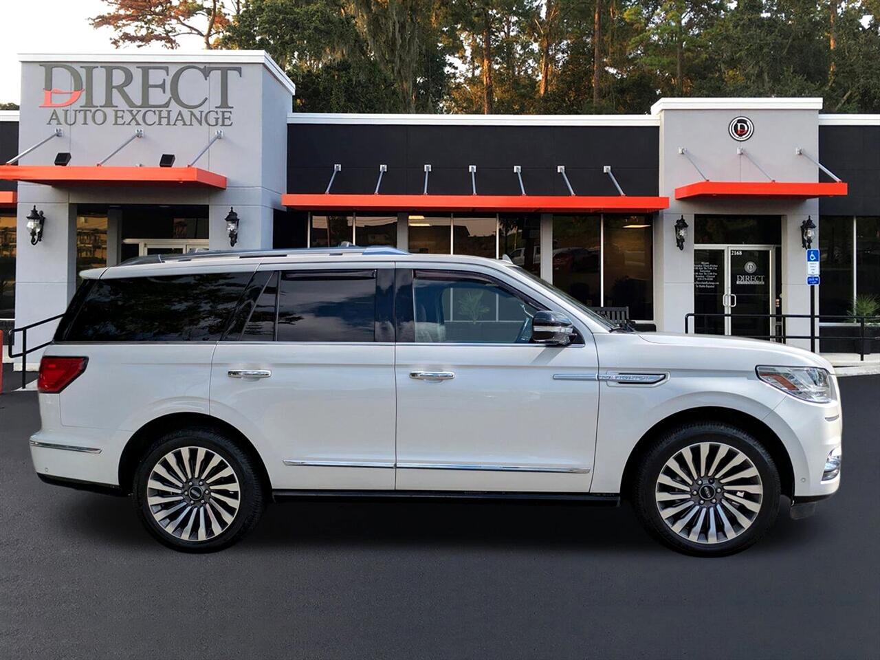 2019 Lincoln Navigator Reserve photo 3