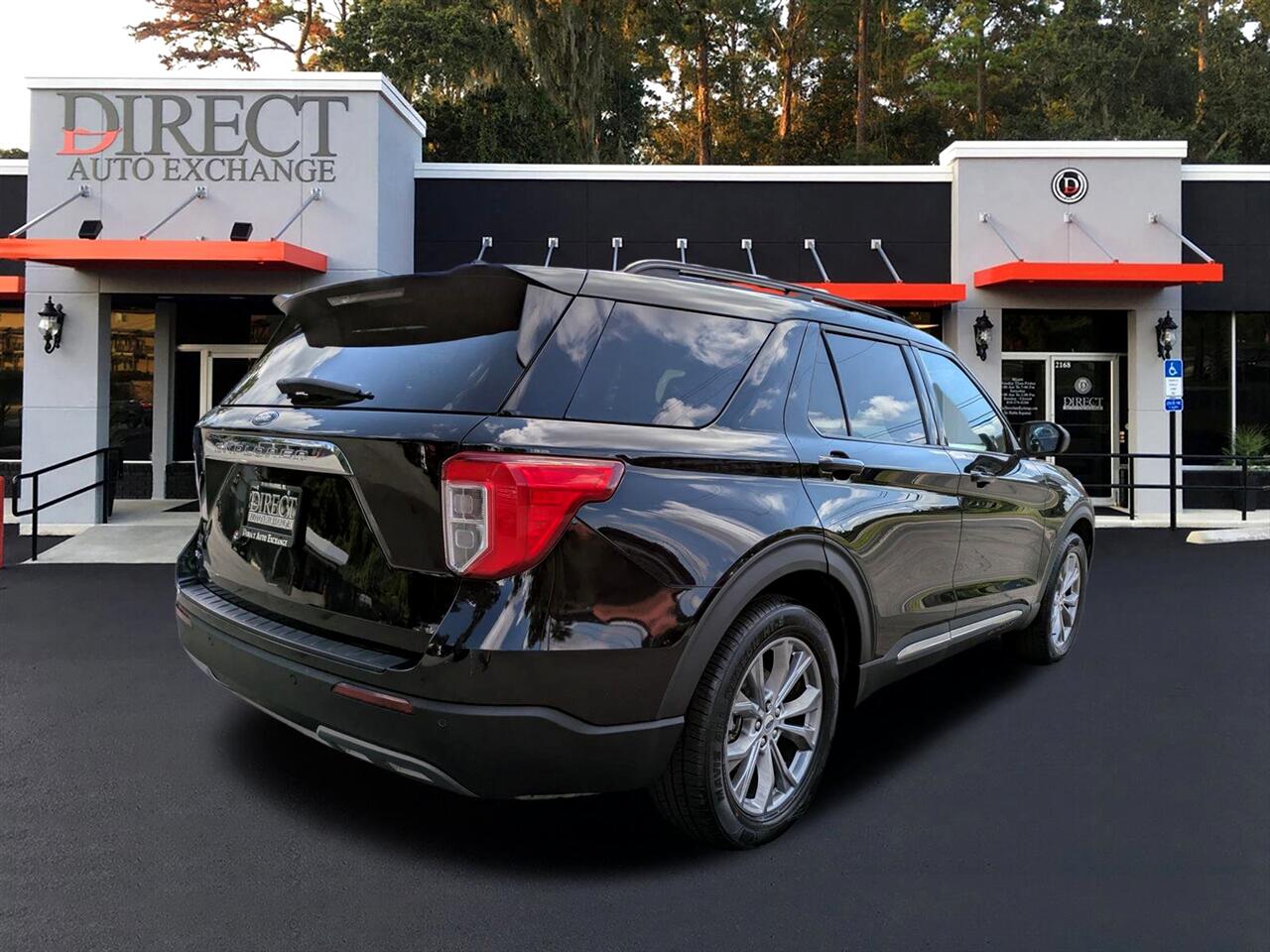 2022 Ford Explorer XLT photo 4