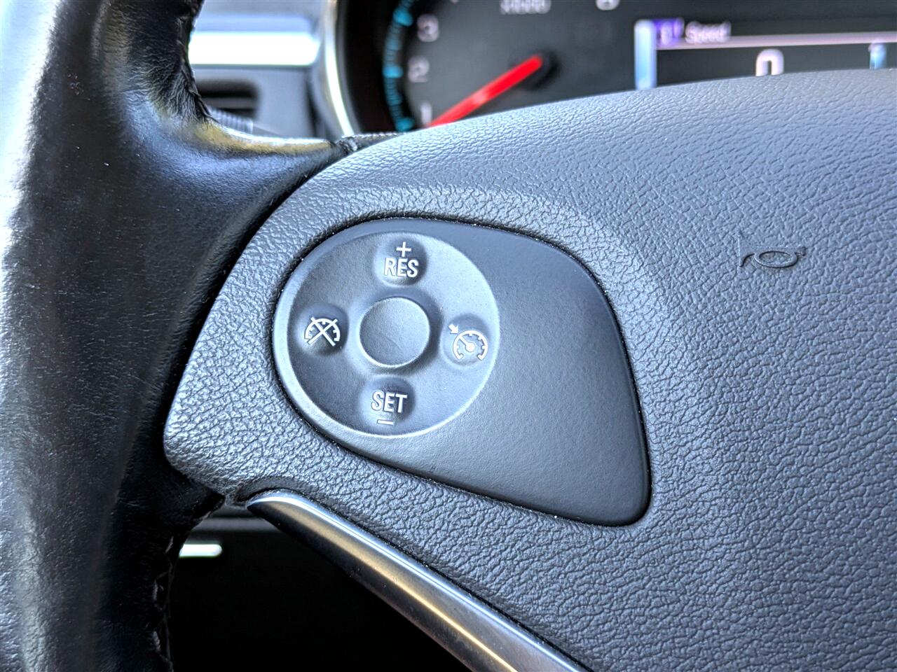 2018 Chevrolet Impala 1LT photo 21