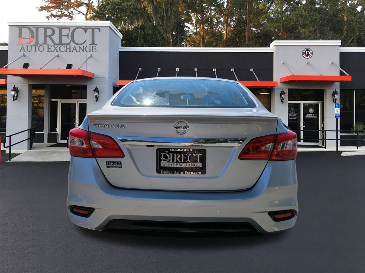 2019 Nissan Sentra SR photo 4