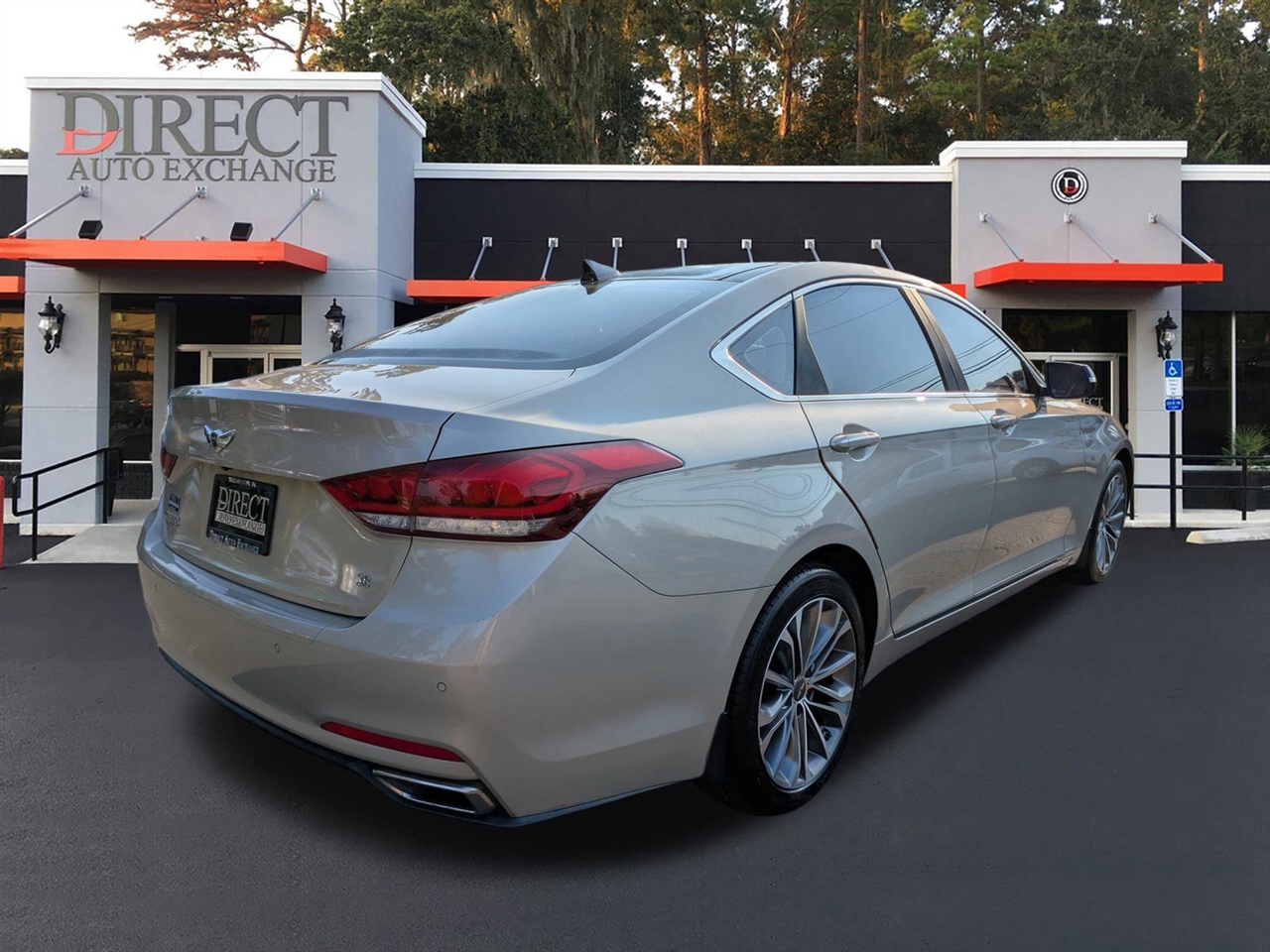 2015 Hyundai Genesis 3.8 photo 3