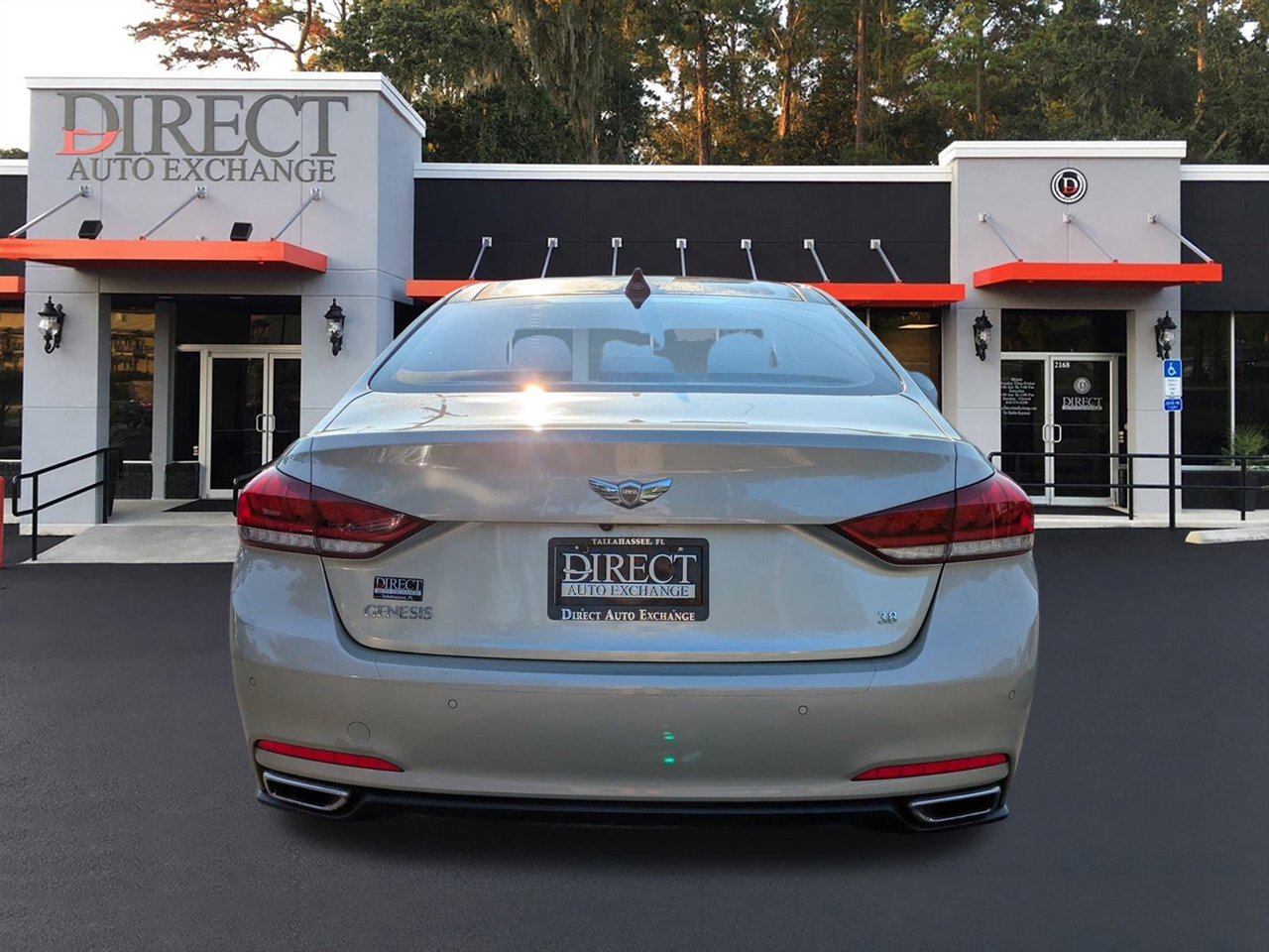 2015 Hyundai Genesis 3.8 photo 4