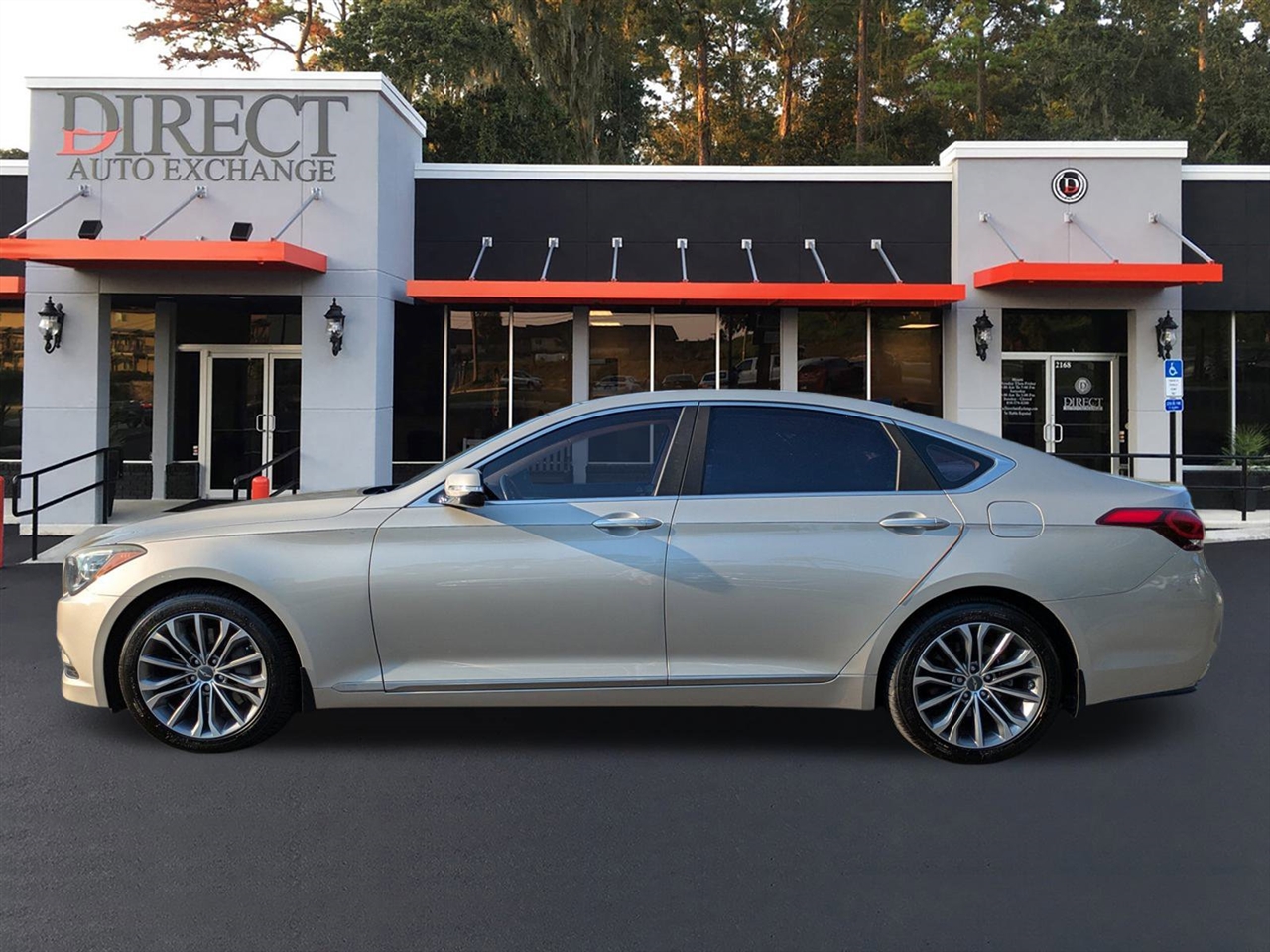 2015 Hyundai Genesis 3.8 photo 6
