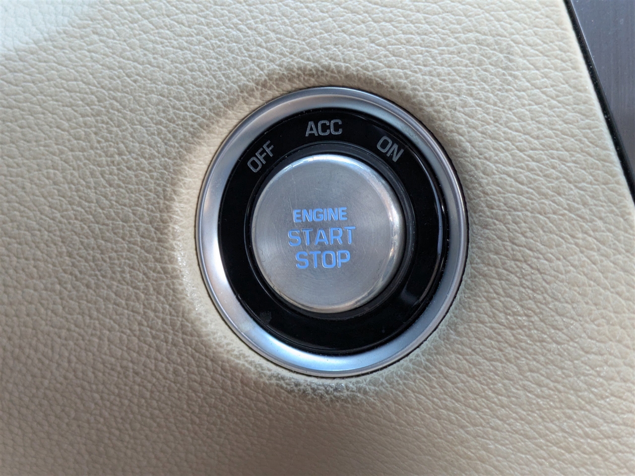 2015 Hyundai Genesis 3.8 photo 27