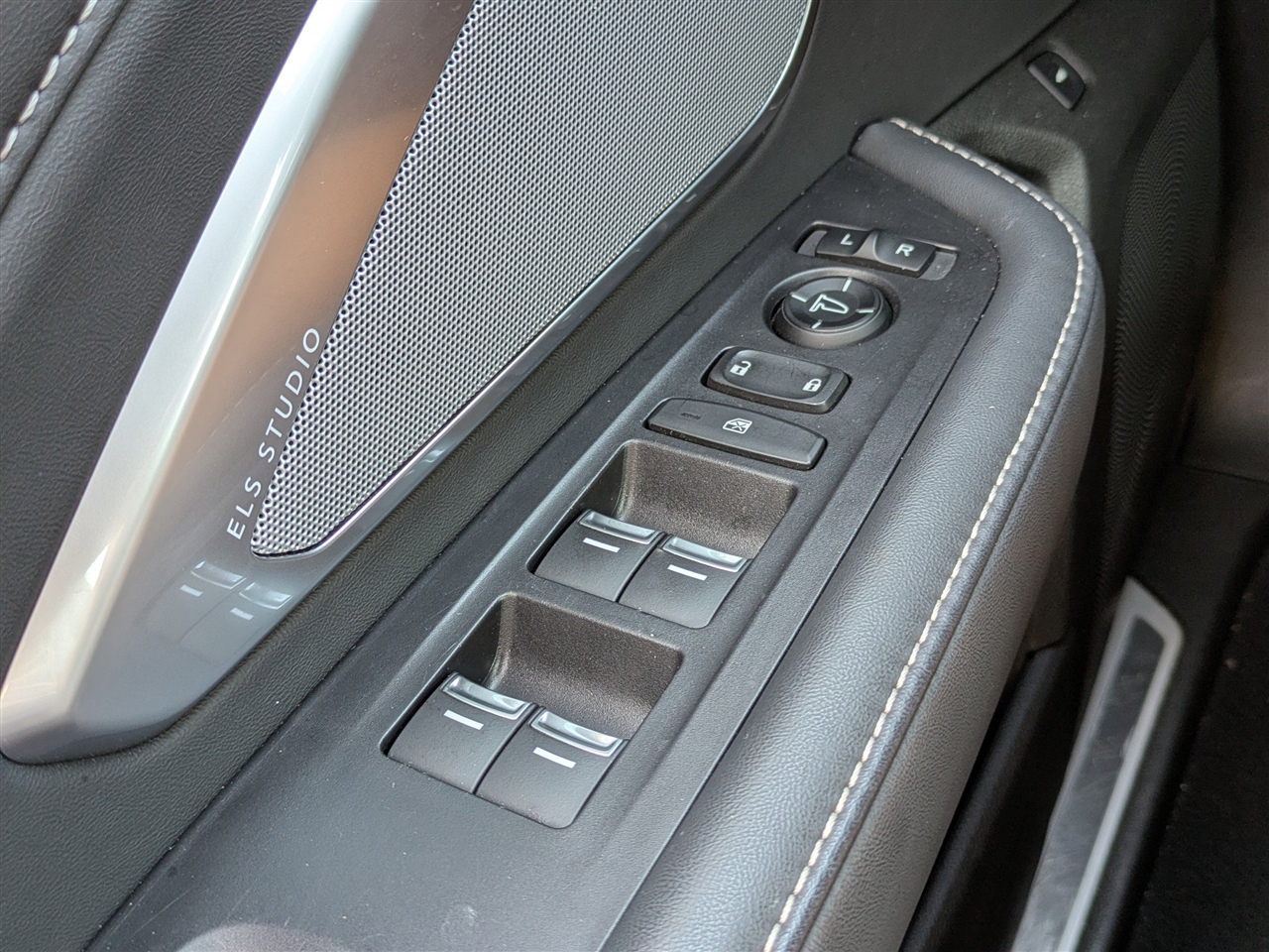 2022 Acura RDX Technology photo 25