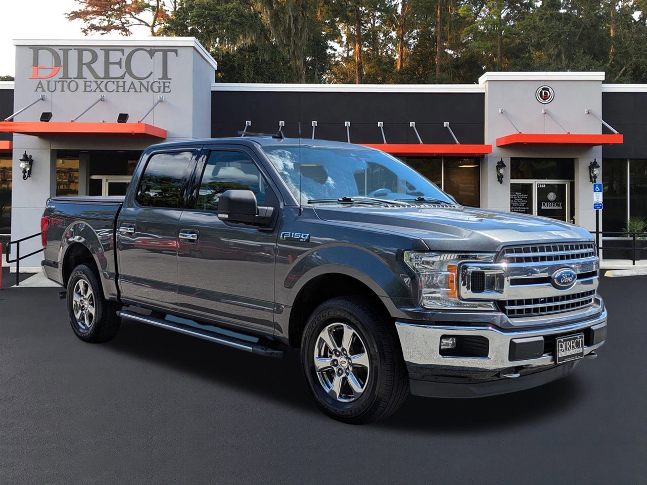 2020 Ford F-150 XLT photo 2