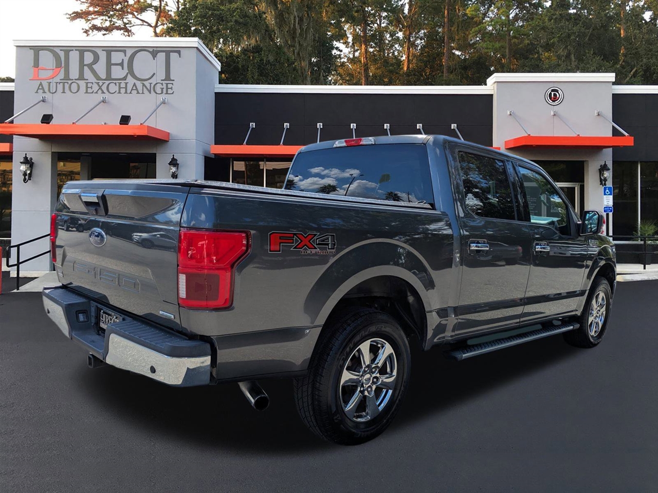 2020 Ford F-150 XLT photo 4