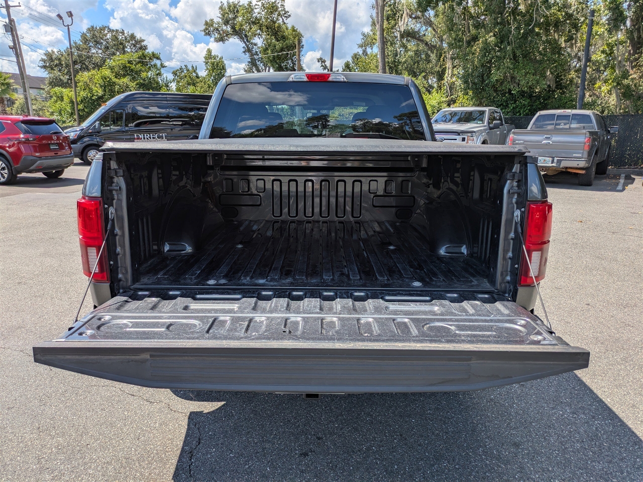 2020 Ford F-150 XLT photo 12