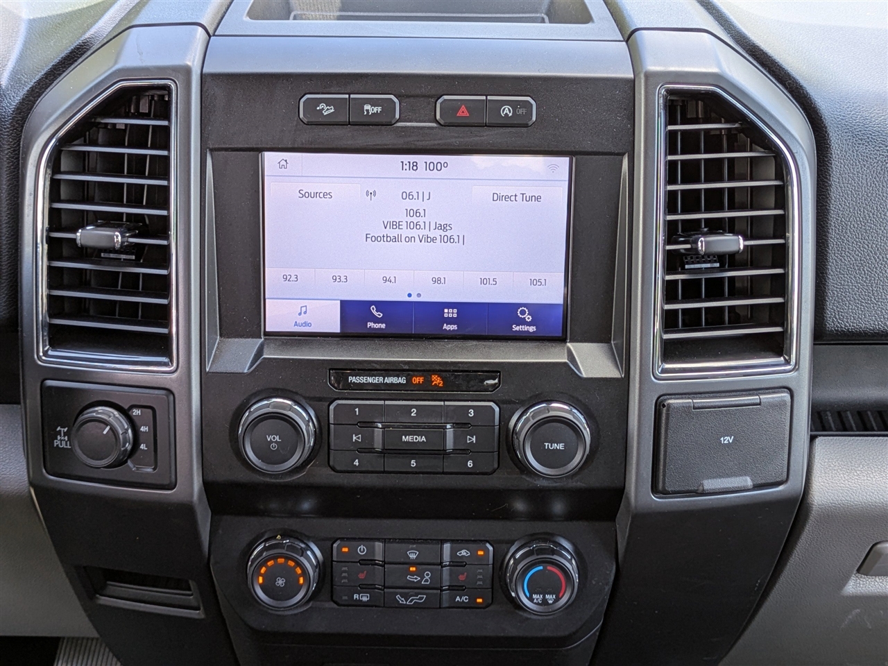 2020 Ford F-150 XLT photo 17