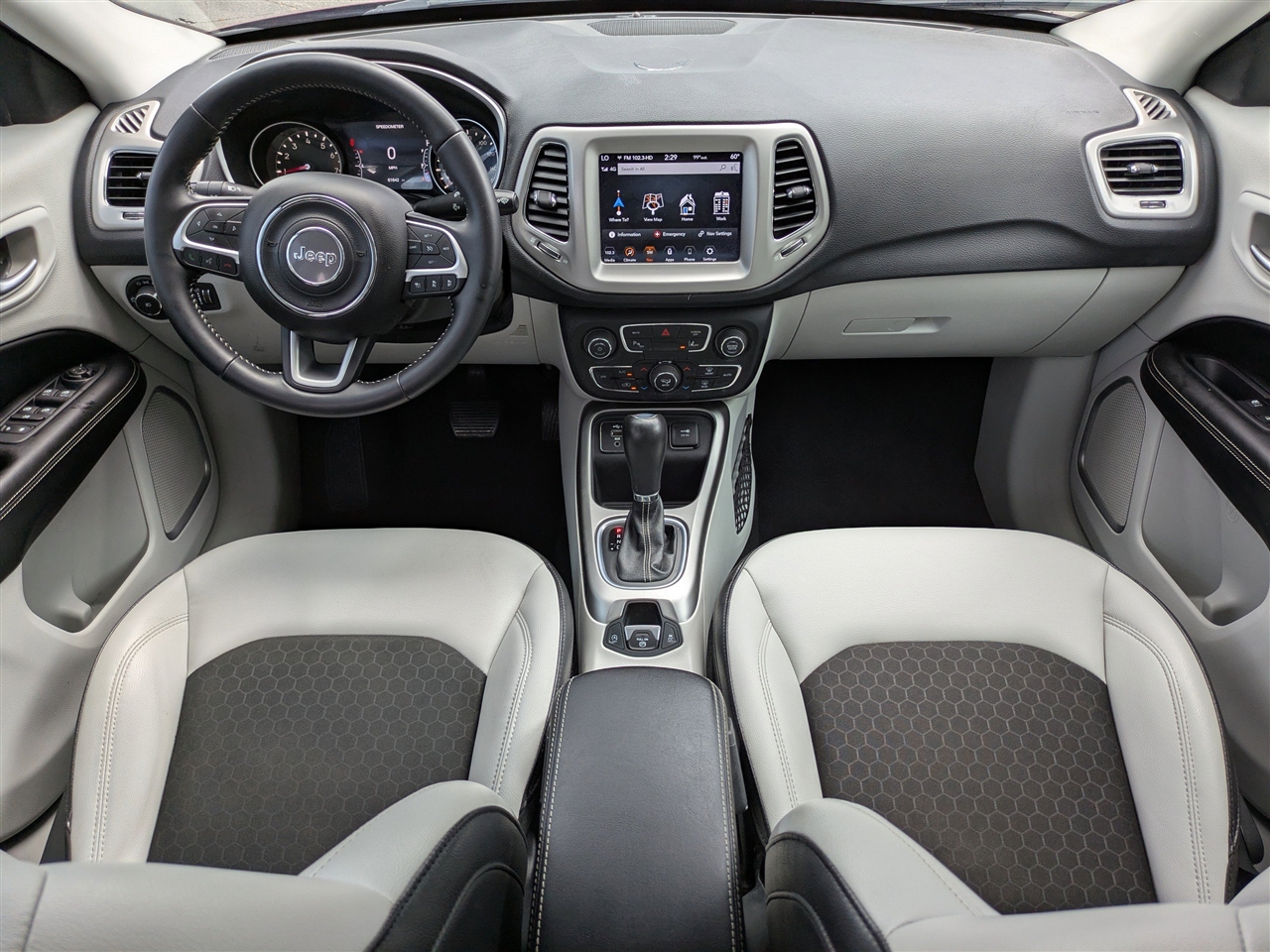 2020 Jeep Compass North Edition Latitude photo 14