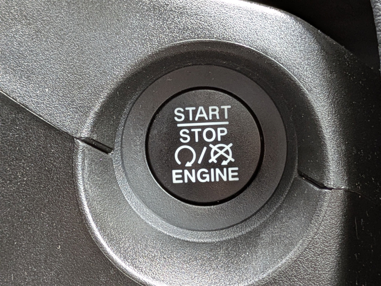 2020 Jeep Compass North Edition Latitude photo 28