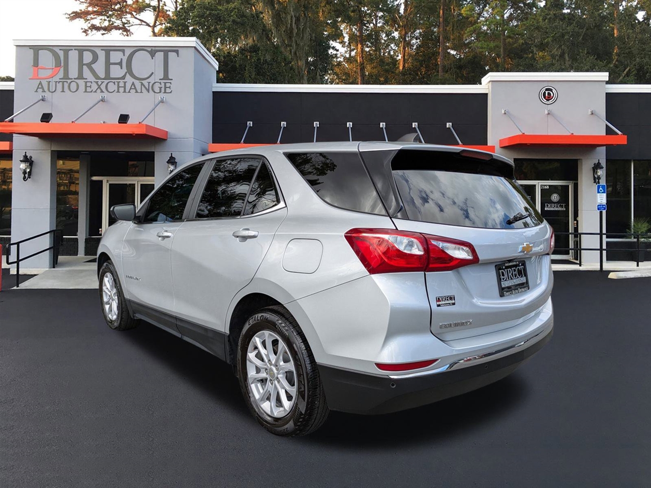 2021 Chevrolet Equinox LT photo 3