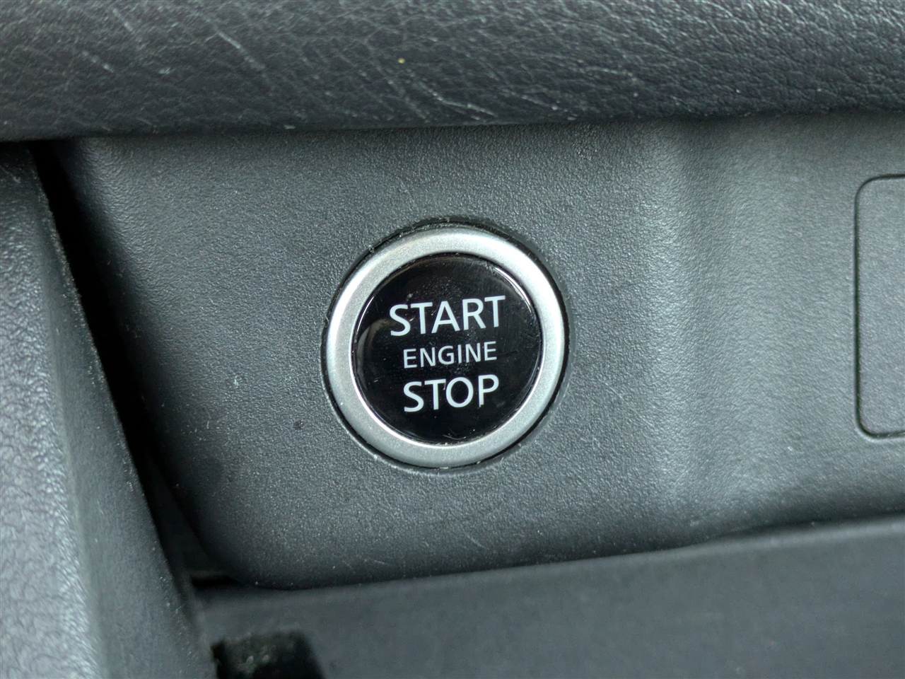 Nissan Rogue S AWD 2023