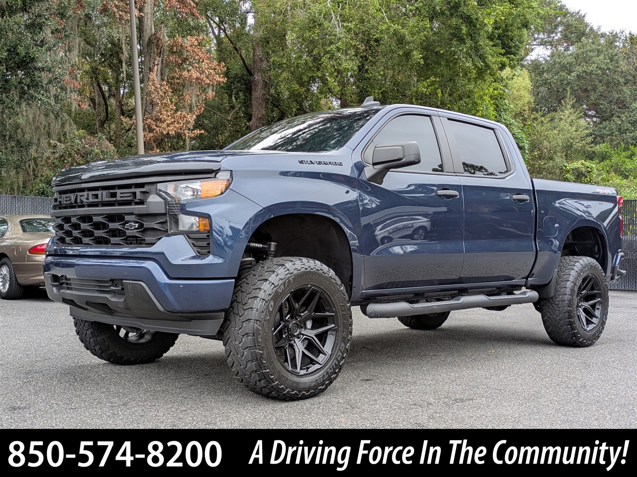 2023 Chevrolet Silverado 1500 Custom Crew Cab 4WD